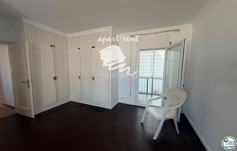 Foto 793df4d6-7745-4d46-9b84-fbfcbf6fc0d8. Piso Centre ático en el centro en Centre Roses