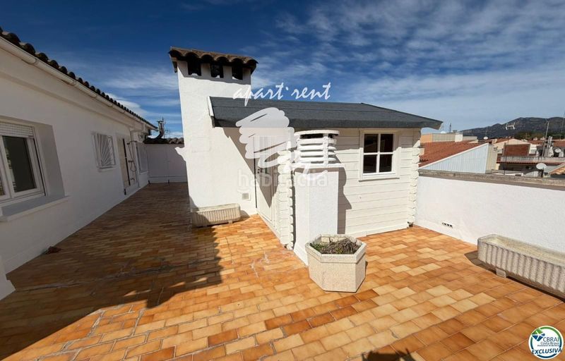 Foto 80ee9f42-0f41-417b-8295-40958aeccb0c. Piso Centre ático en el centro en Centre Roses