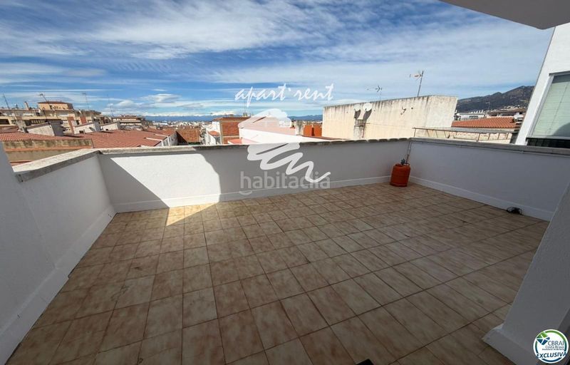 Foto 81e23fc6-eded-4453-809d-f375111f9568. Piso Centre ático en el centro en Centre Roses