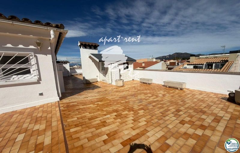 Foto d37b6fbc-ff3f-4bfa-a109-4ba18234ba73. Piso Centre ático en el centro en Centre Roses