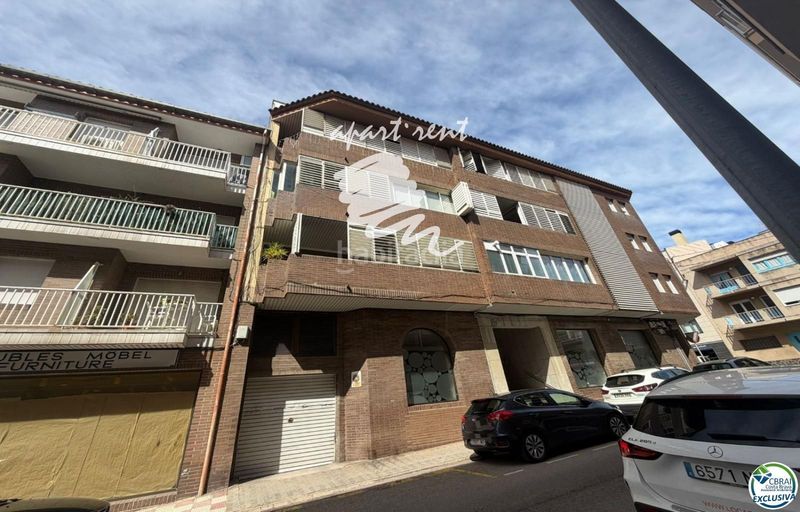 Foto ed66f178-84ba-49ff-85c2-e14c8d263127. Piso Centre ático en el centro en Centre Roses