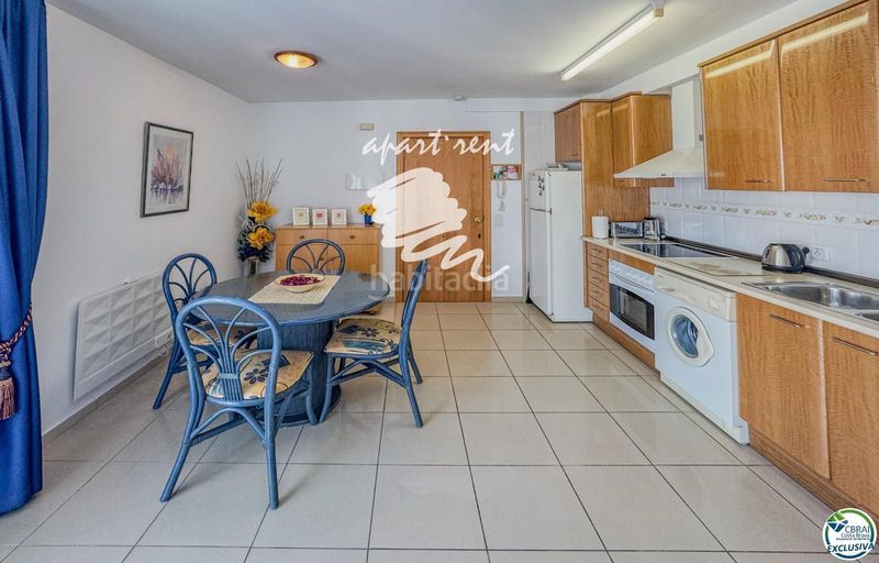 Foto 3124602e-6156-49df-a9ec-4376b18edb7c. Piso Santa Margarida piso luminoso con terraza y vistas al mar en Roses