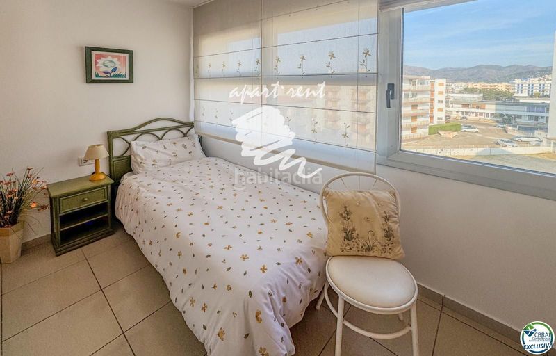 Foto 7d8dcfce-840d-485b-91ff-37603006f677. Piso Santa Margarida piso luminoso con terraza y vistas al mar en Roses
