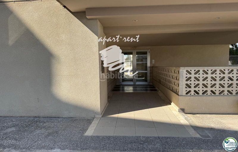 Foto a89b343e-7e3b-48b0-98f4-5da8ba2d6c78. Piso Santa Margarida piso luminoso con terraza y vistas al mar en Roses