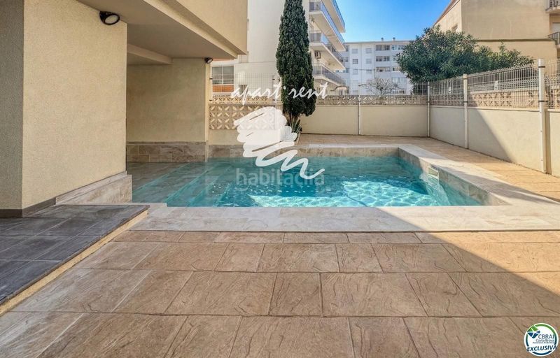 Foto e183027b-9ed6-48d4-ab5a-01970e341be0. Piso Santa Margarida piso luminoso con terraza y vistas al mar en Roses