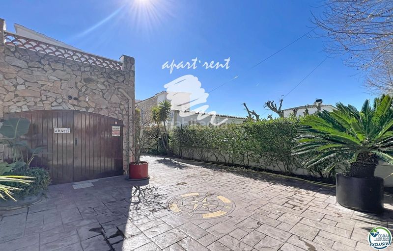 Foto 2d80155e-8368-4903-81c5-3ce54b12c1fd. Casa amb calefacció aparcament piscina a Tordera - Fluvià - Llobregat Empuriabrava