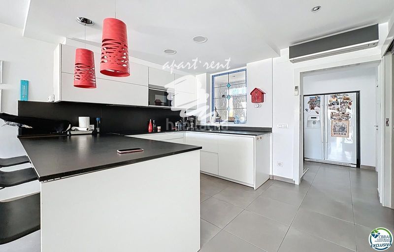 Foto 3b3db510-836a-44f6-8ef4-60604a15f66e. Casa amb calefacció aparcament piscina a Tordera - Fluvià - Llobregat Empuriabrava