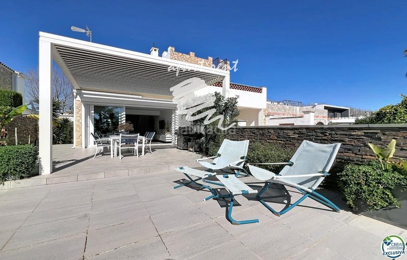 Foto 9ac40d3f-c1dd-4c1e-9111-4085d939357e. Casa amb calefacció aparcament piscina a Tordera - Fluvià - Llobregat Empuriabrava
