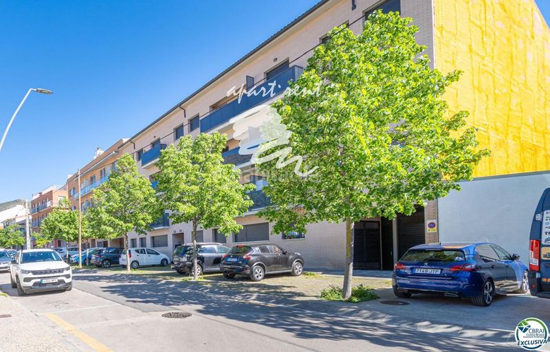 Foto f51dc9e1-285f-4d92-84ca-f5bad2996c5d. Pis amb calefacció aparcament piscina a Els Grecs-Mas Oliva Roses