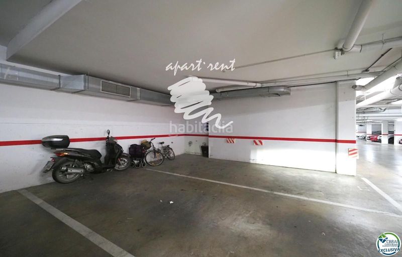 Foto e2a9e683-77dd-49e7-ad01-39694b007ff8. Pis amb calefacció a Centre Roses