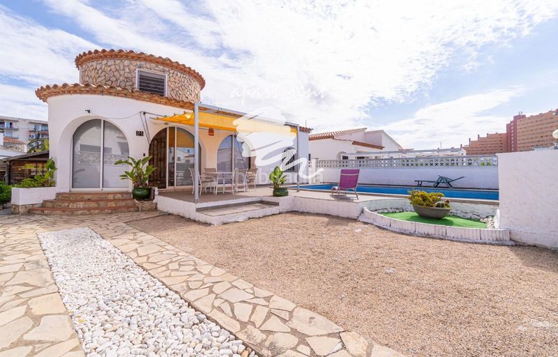 Foto 0587f26c-8192-4a53-9be2-5782844de0cd. Casa amb calefacció aparcament piscina a Santa Margarida Roses