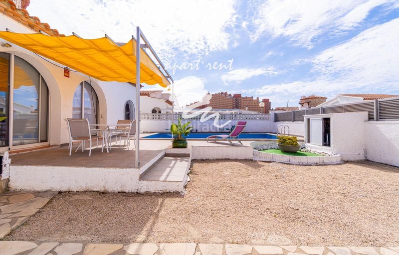 Foto 34e270eb-58a2-4891-bbfe-47c53abc2db8. Casa amb calefacció aparcament piscina a Santa Margarida Roses