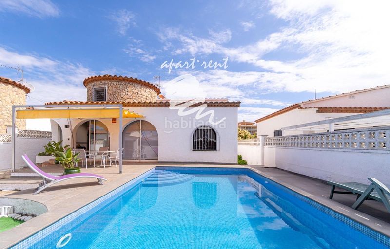 Foto 371e67c5-552c-423b-b2e7-aadd27e51111. Casa amb calefacció aparcament piscina a Santa Margarida Roses