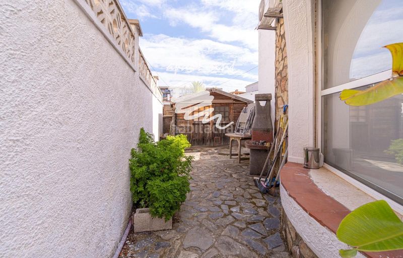 Foto c6bd5814-e8e7-46d7-8fe0-5e5b251a3906. Casa amb calefacció aparcament piscina a Santa Margarida Roses