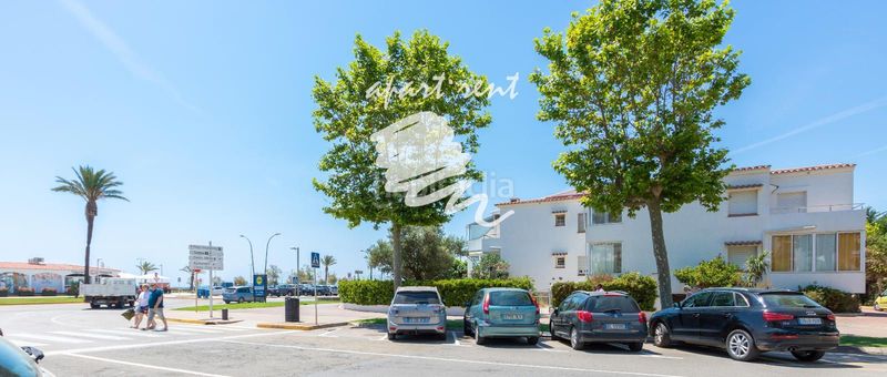 Foto 7a0d1f86-b40d-4763-ab43-c108d4be088b. Aparcament cotxe a Muga - Gran Reserva - Badia Empuriabrava
