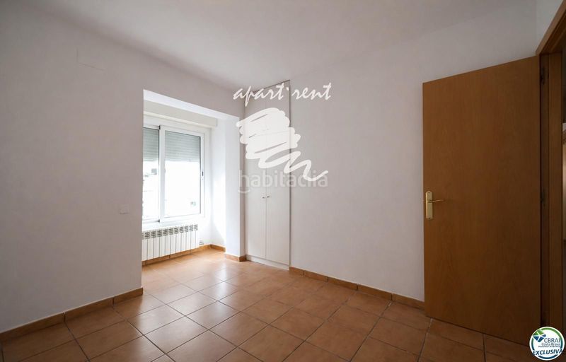 Foto cc3f3af9-4243-423f-bc37-c1239019ffbd. Pis amb calefacció a Centre Roses