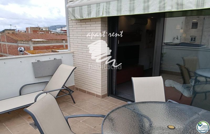 Foto a944a7c9-d06d-42f3-98a2-9bf0a263d82e. Pis amb calefacció a Centre Roses