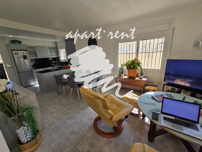 Foto 5e75b01c-2e30-4a58-9a20-d598055e0c08. Casa amb aparcament piscina a Peni Empuriabrava