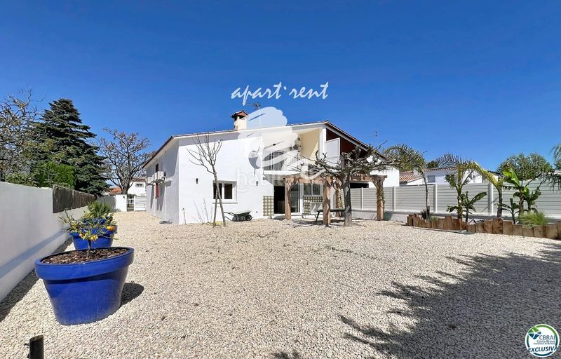 Foto 785d57c5-609e-42cb-9864-d1bf7b0ce110. Casa amb calefacció aparcament a Peni Empuriabrava