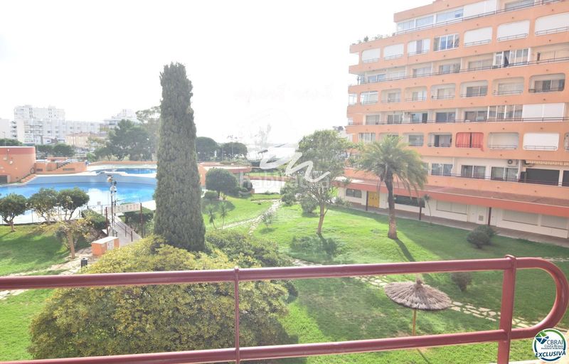 Foto bec4b16a-2e2a-4108-ada6-1a5698734a0a. Pis amb calefacció aparcament piscina a Santa Margarida Roses