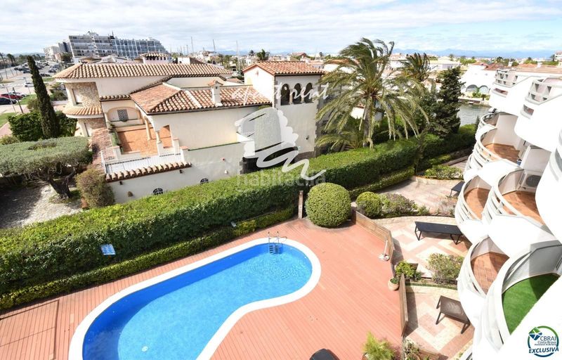 Foto a086d70a-1b3e-4952-b266-1ff7cfbeefd4. Casa amb calefacció aparcament piscina a Salins - Cavall de Mar Empuriabrava