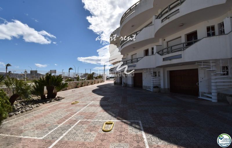 Foto de6d9a4f-9799-4be5-89f7-ef55c5016b30. Casa amb calefacció aparcament piscina a Salins - Cavall de Mar Empuriabrava