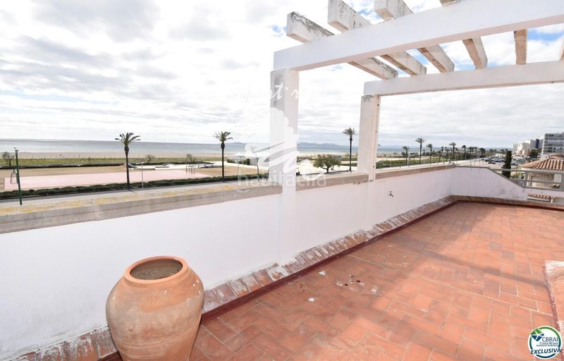 Foto e3ae302f-3b39-4d13-bf48-1178d1f055eb. Casa amb calefacció aparcament piscina a Salins - Cavall de Mar Empuriabrava