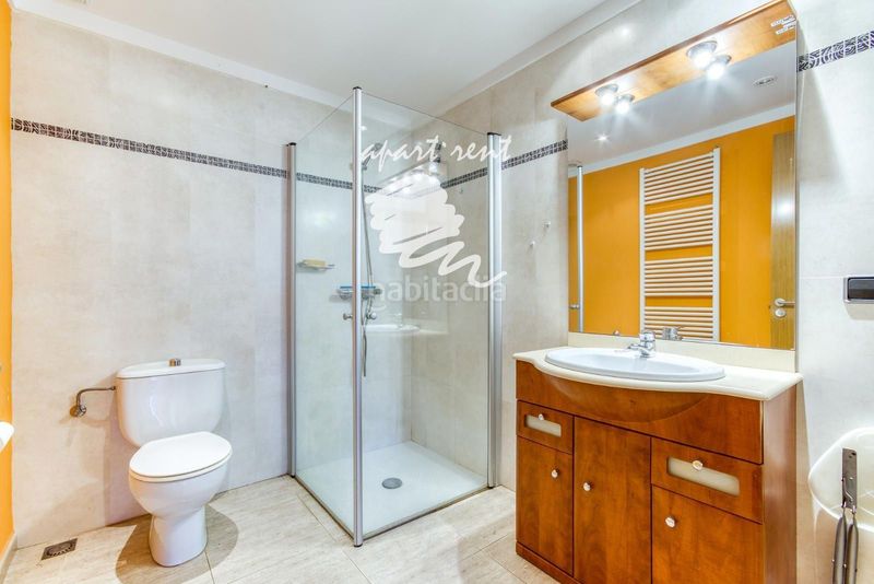 Foto 10748f08-cb2c-4959-a933-e54ef5c41572. Casa amb calefacció aparcament a La Vila Llançà