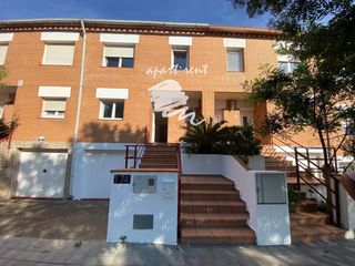 Casa  Riere ginjolers. Riera ginjolers casa con jardín y 4 dormitorios, ideal para fami