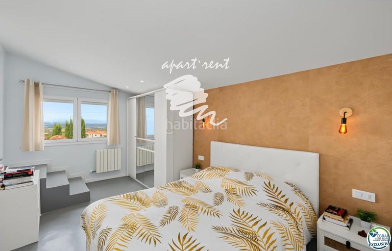Foto dd529c32-e4ad-4a45-8ea1-0f753c42b065. Casa amb calefacció aparcament piscina a Nord Roses