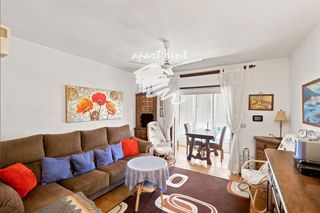 Pis  Carles fages de climent. Poblat típic acogedor apartamento en pleno centro de empuriabrav