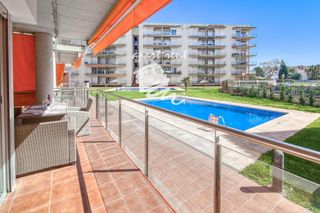 Piso  Cap blanc. Cap blanc apartamento moderno en planta baja con terraza parking