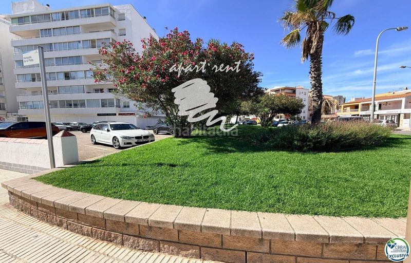 Foto bbf78c0e-9e62-44ec-a138-acc462da92d3. Piso holiday center primera línea, vistas espectaculares al mar, reformado en Roses