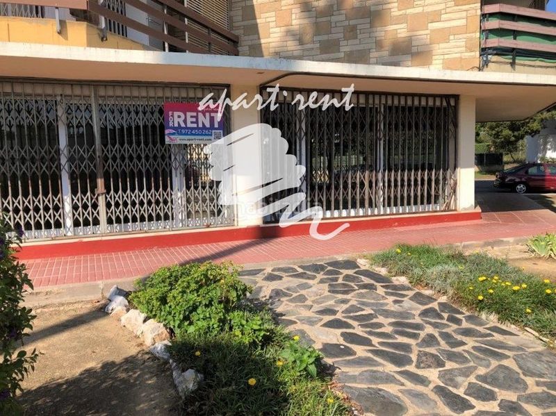 Foto ef1256da-87e5-47df-8ce0-c59797c322f5. Lloguer local comercial a Santa Margarida Roses