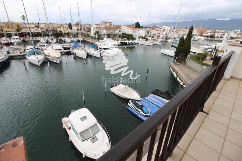 Foto 3ffb37bf-43c2-4310-954a-ca1f4233ee09. Casa con parcheggio in Port Grec - Port Moxó Empuriabrava