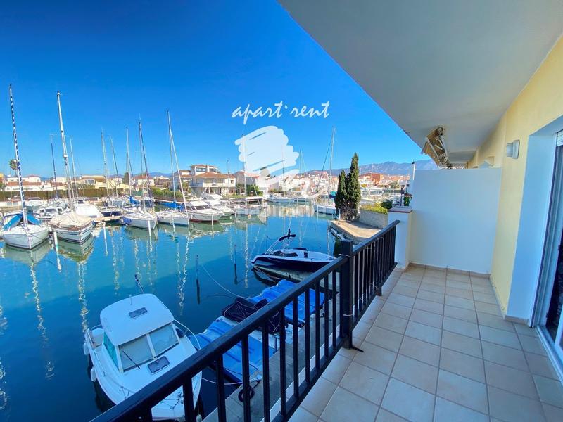 Foto 69d605b6-f429-4301-a6b4-dbe769e6fe6b. Casa con parcheggio in Port Grec - Port Moxó Empuriabrava