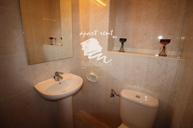 Foto c3ec80e1-22fc-4c25-a74a-3debe81cfc62. Casa con parcheggio in Port Grec - Port Moxó Empuriabrava