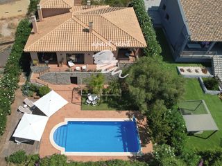 House  Muntanyeta. Casa en venta en palau-saverdera, con 180 m2, 3 habitaciones y 2