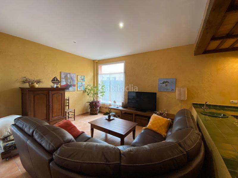 Foto 526b1708-7ffe-4718-8ea0-2053ca42abc1. Xalet a carrer ter 9 a Mont-ras