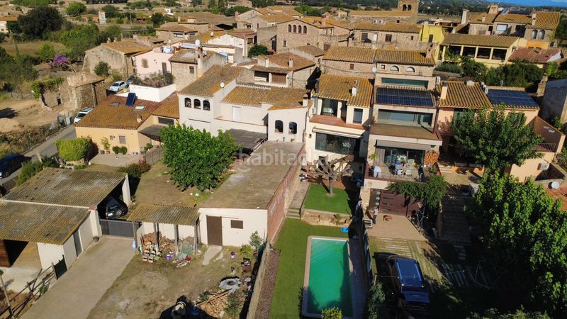 Foto 580c4230-2449-454a-86fc-bd2b98e88996. Masia a carrer de sant genís 6 a Corçà