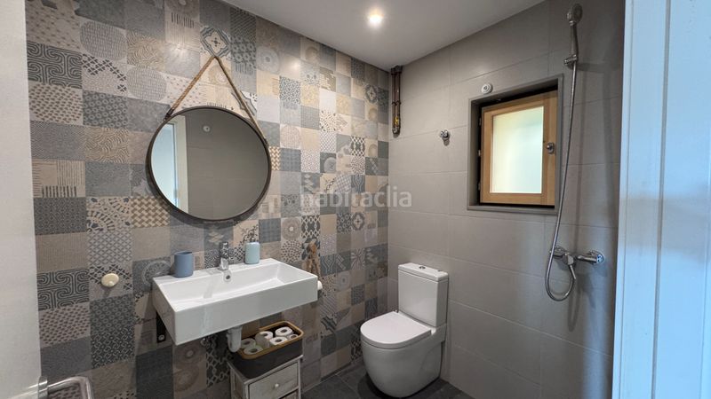 Foto ca09af92-6871-4556-b91a-3235bab5ba8a. Masia a carrer de sant genís 6 a Corçà