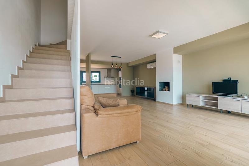 Foto d0d95a4b-a9d1-409c-88f9-e92f7107dfb9. Casa adossada amb calefacció aparcament piscina a Alfàs del Pi (l´)