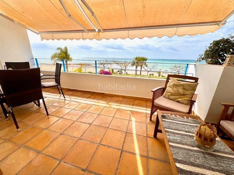 Foto 2953224e-b080-4559-93e5-a7007ee10ee9. Alquiler apartamento  en primera línea de mar con piscina y parking junto al paseo marítimo en Altea