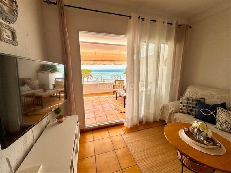 Foto eac0c100-479a-412b-b4b0-b482abc4c37c. Alquiler apartamento  en primera línea de mar con piscina y parking junto al paseo marítimo en Altea