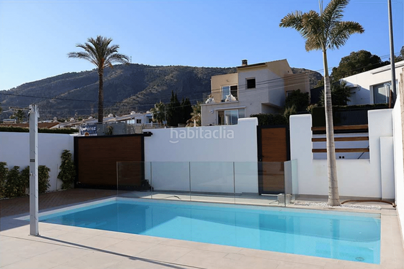 Foto 46dfe4ac-16c5-45b9-b41a-9711fa443a60. Chalet mit parking pool in L´Albir Alfàs del Pi (l´)