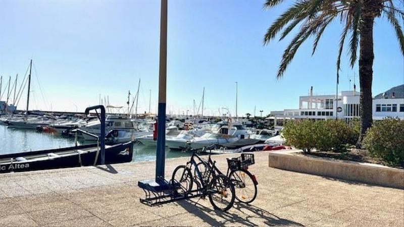 Foto 7094bdfa-4839-46ed-9926-a297acef5634. Alquiler apartamento  con vistas al mar y piscina en el puerto en Altea