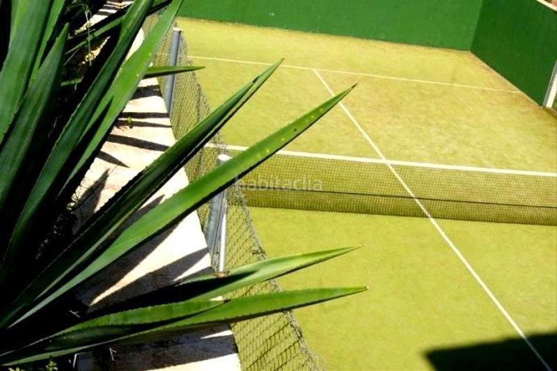 Foto 8228e53b-d3ee-4296-8647-aa07476e2f37. Alquiler apartamento atico duplex en urbanización con terrazas, piscina y vistas al mar en Altea