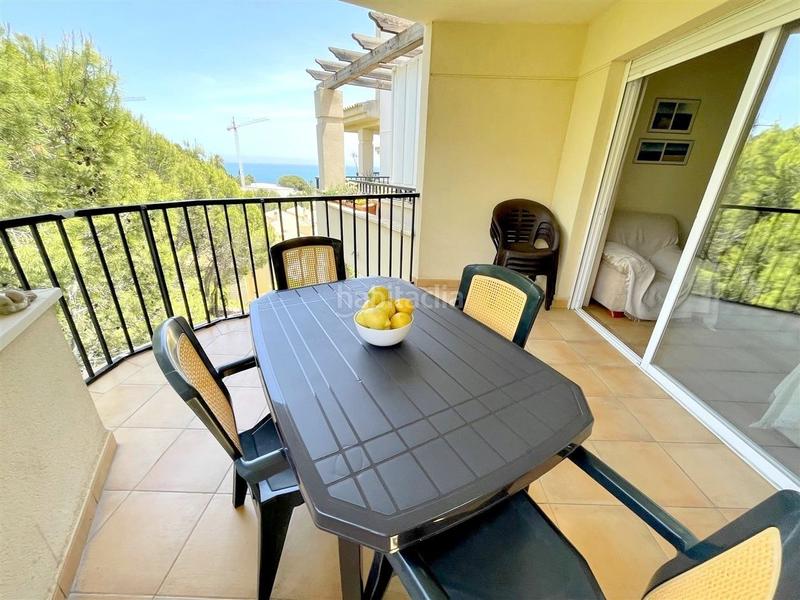 Foto 8f37ae7b-c443-48cd-be2e-1edfd82cdee0. Alquiler apartamento atico duplex en urbanización con terrazas, piscina y vistas al mar en Altea