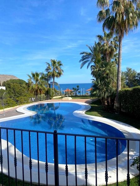 Foto b2e1d16e-72d6-404c-b934-b64d49cad803. Alquiler apartamento atico duplex en urbanización con terrazas, piscina y vistas al mar en Altea