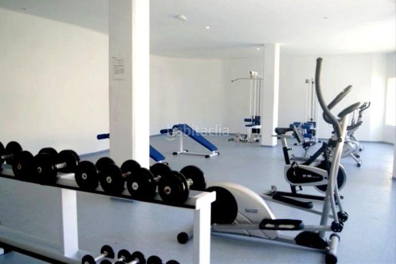 Foto a0fbf3ae-dd82-458b-b0dc-fe568ff8bf73. Rent apartment with heating pool in Mascarat Altea